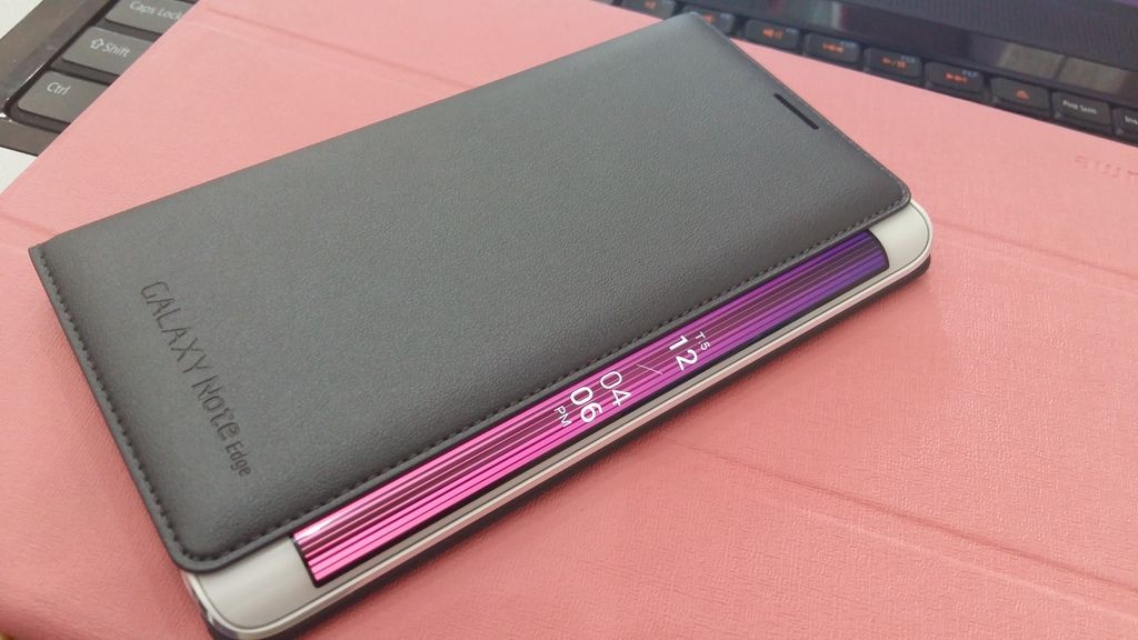 Samsung Galaxy E7 White & Samsung Note Edge - 3