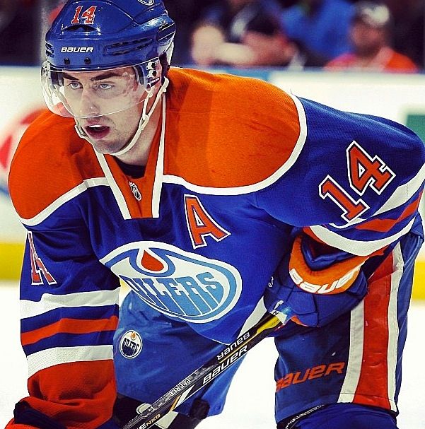 NHL PLayers that wear Shell/Girdle Setup Page 4 Pro Stock Hockey